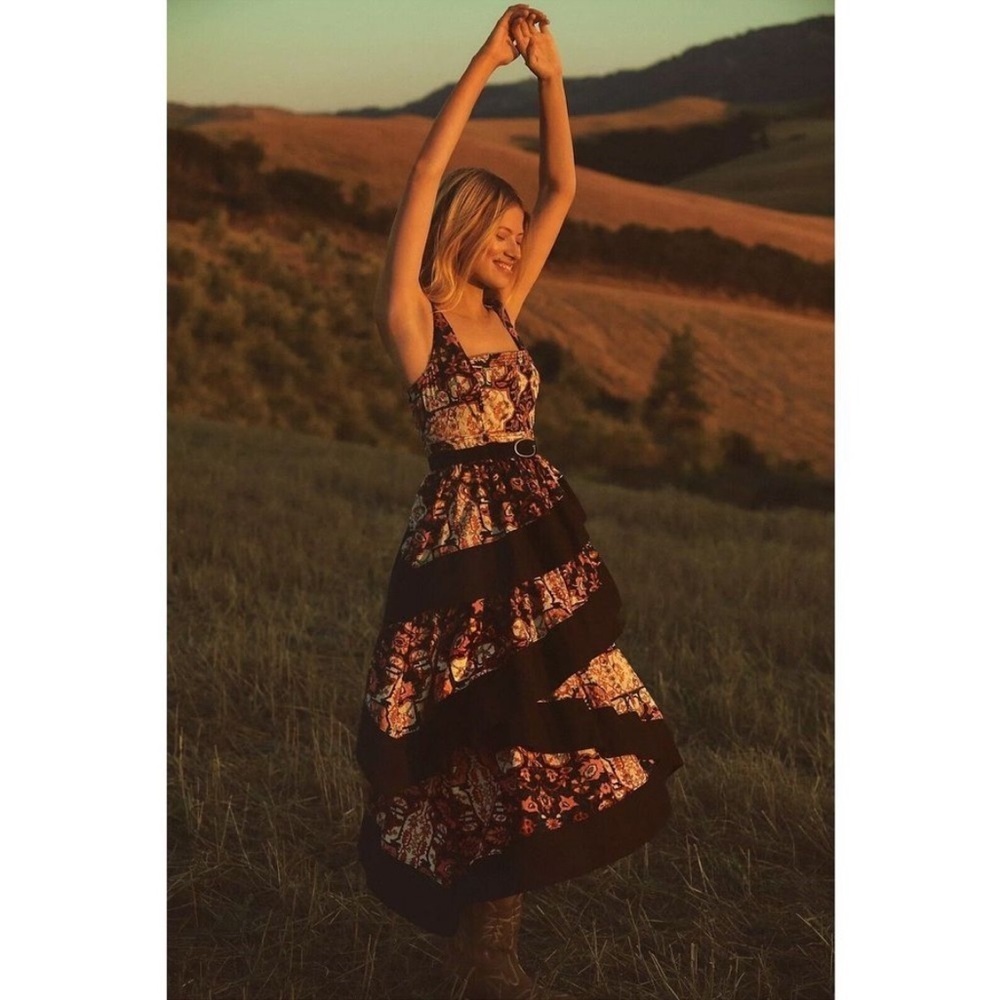 Anthropologie Floral Print Square Neck Tiered Midi Boho Dress Size Small NWT
